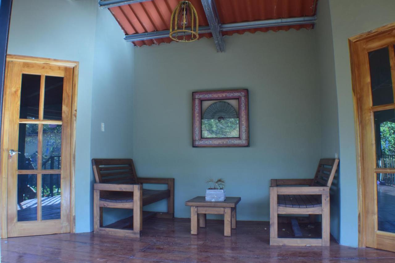 La Qhia Eco Retreat Hostel ซานตาเฟ ภายนอก รูปภาพ