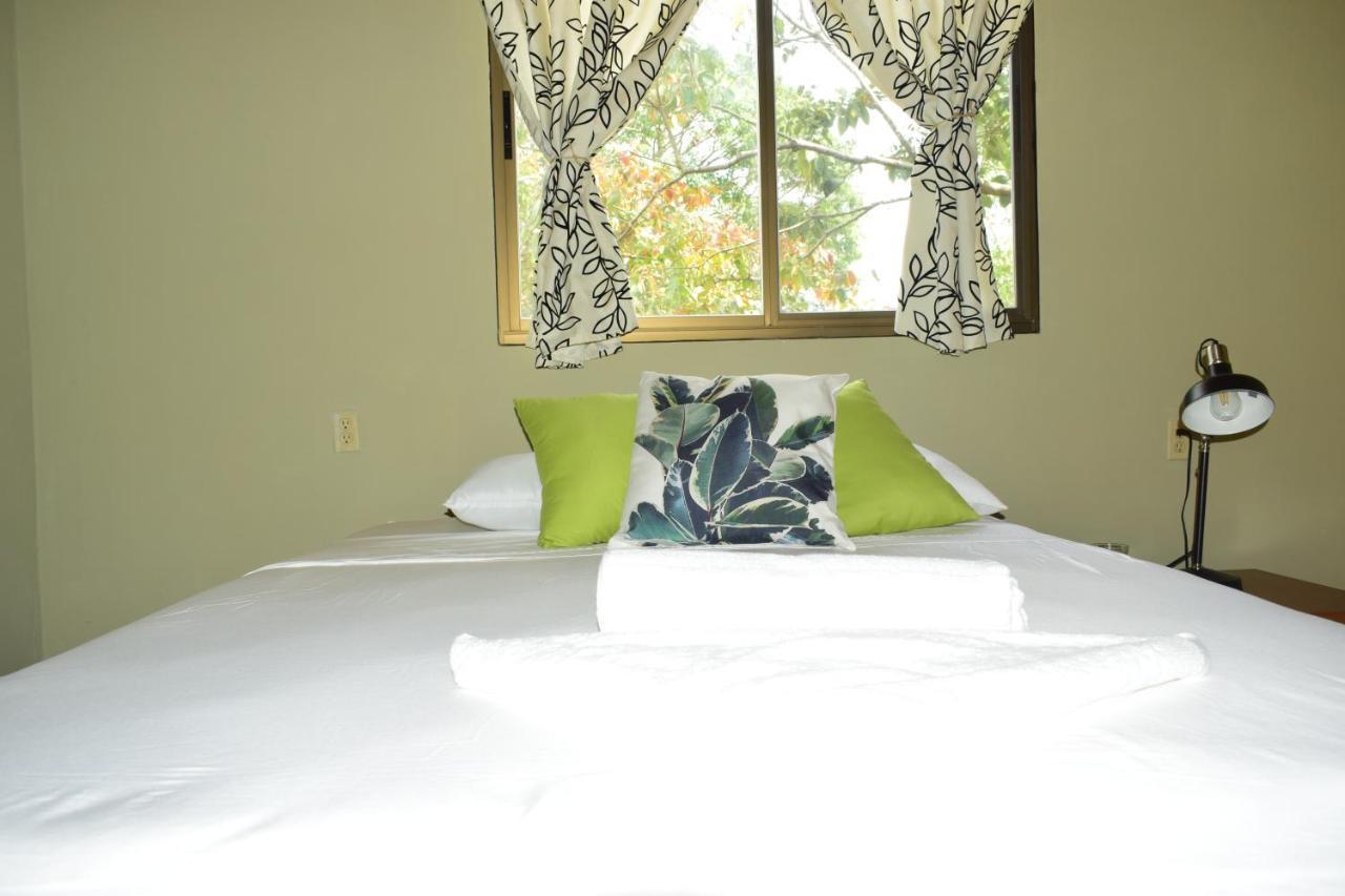 La Qhia Eco Retreat Hostel ซานตาเฟ ภายนอก รูปภาพ